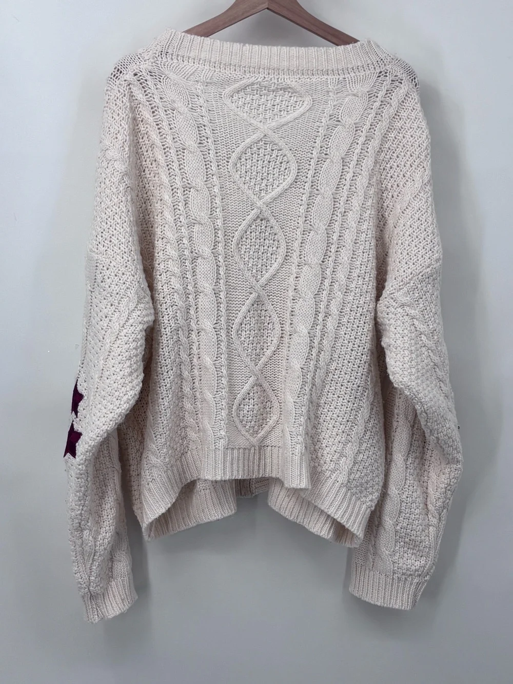 Taylor Swift Cream Cable Knit Button-Front Red star cardigan Med/ Large sweater - Picture 3 of 9